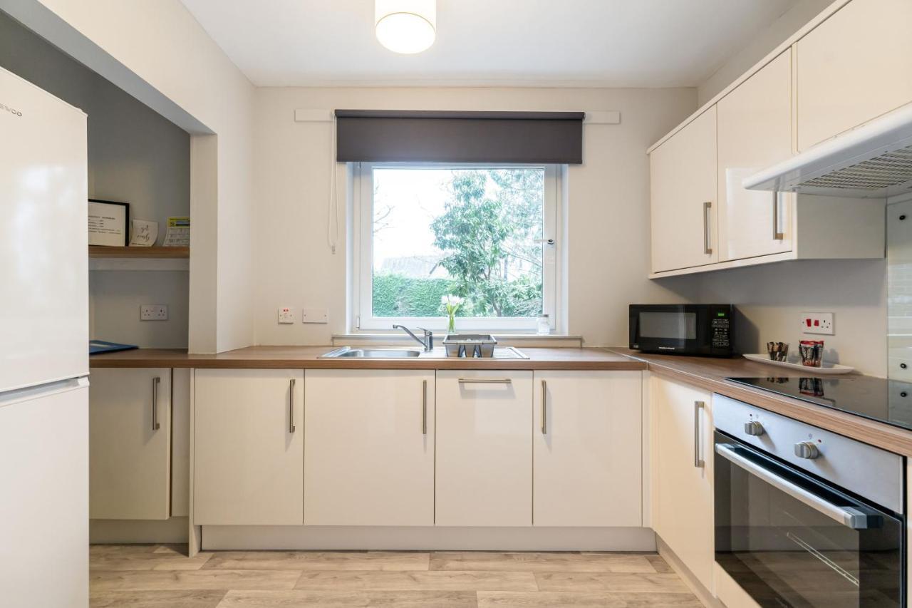 Ground-Fl Two Bedroom Apartment In Bridge Of Allan Zewnętrze zdjęcie