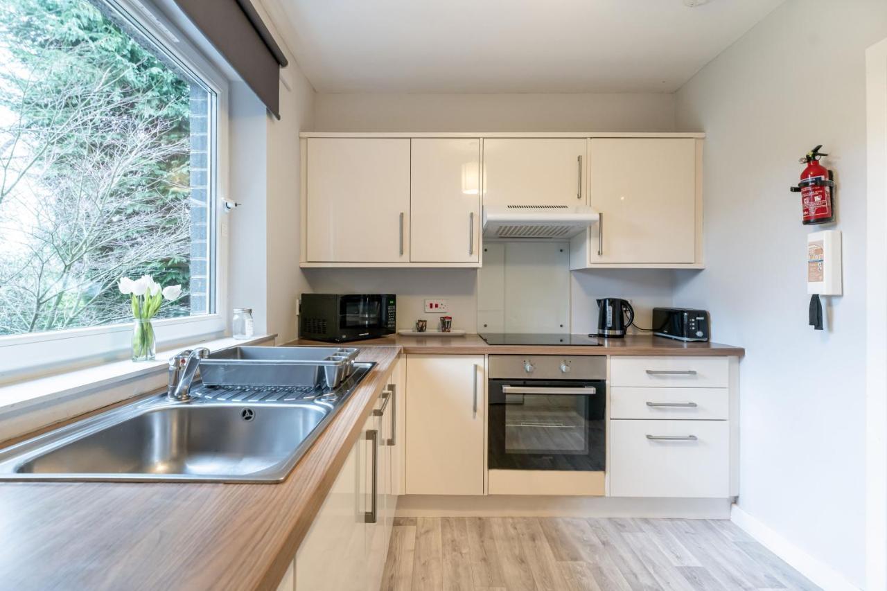 Ground-Fl Two Bedroom Apartment In Bridge Of Allan Zewnętrze zdjęcie