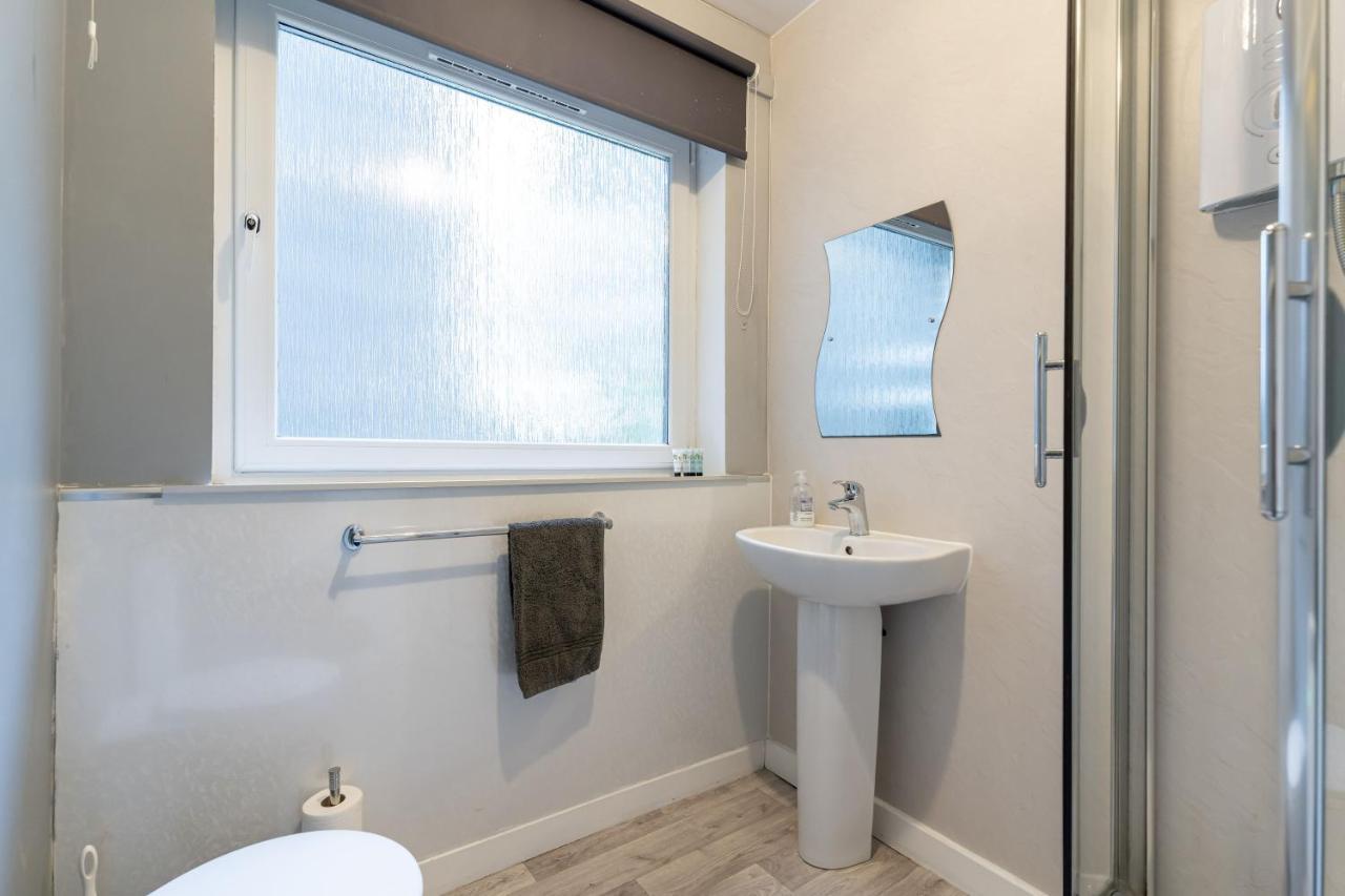 Ground-Fl Two Bedroom Apartment In Bridge Of Allan Zewnętrze zdjęcie