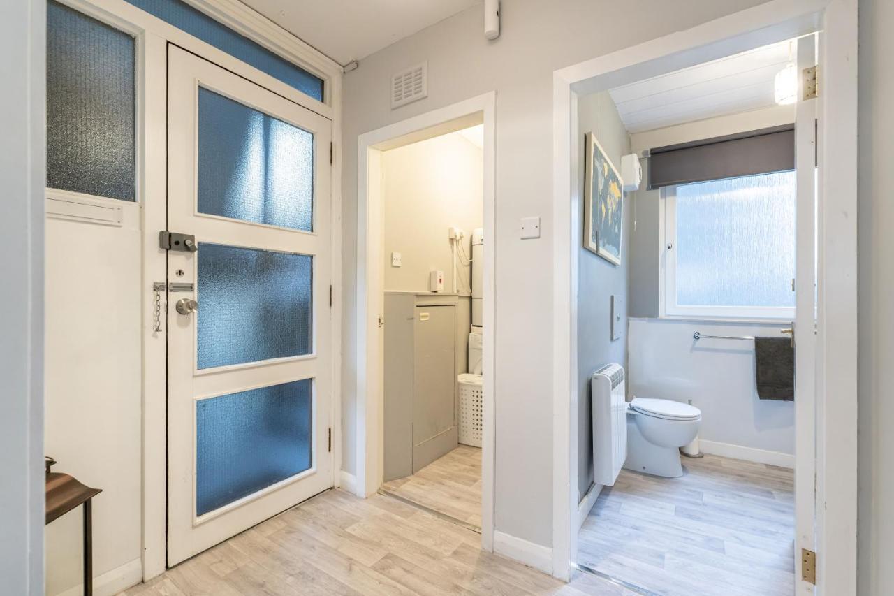 Ground-Fl Two Bedroom Apartment In Bridge Of Allan Zewnętrze zdjęcie